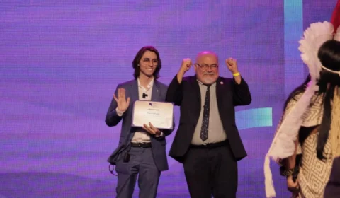 Amom Mandel recebe Prêmio Congresso em Foco na categoria Clima e Sustentabilidade