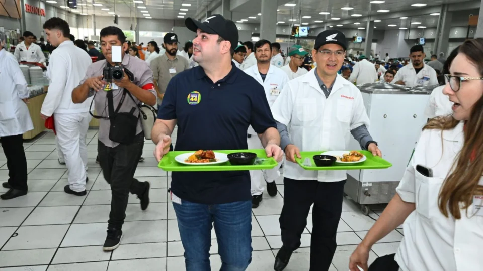 Em visita à Honda, Roberto Cidade ouve demandas para a Zona Franca de Manaus