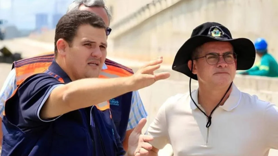 Patrimônio de Renato Junior cresce 10.000% em 6 anos, superando aumento de 49% de David Almeida