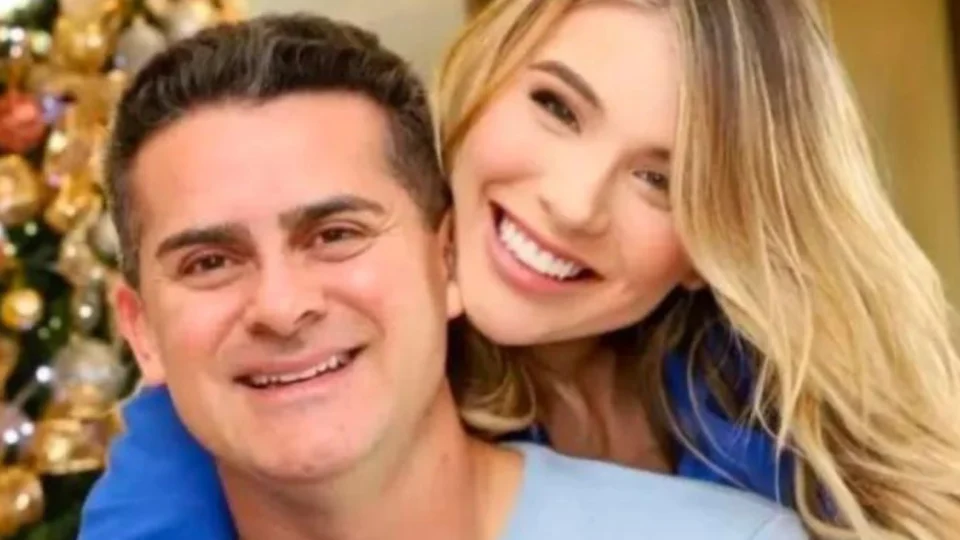 Além dos pagamentos à sogra, noiva de David Almeida recebeu R$ 15 mil de empresário contratado pela prefeitura