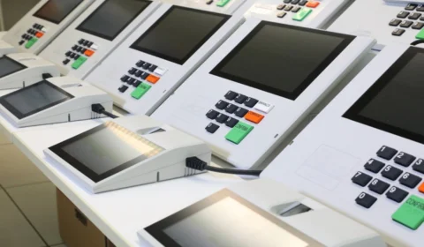 TRE-AM inicia envio de urnas eletrônicas para o interior do Amazonas