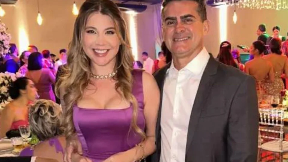 Empresa que recebe da prefeitura de Manaus pagou R$120 mil à noiva de David, revela Estadão