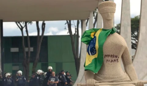 STF irá julgar mulher por escrever com batom ‘Perdeu, mané’ em estátua