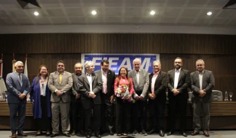 Serafim Corrêa é homenageado em cerimônia do ‘Dia do Economista’