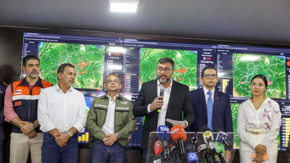 Wilson Lima anuncia ampliação do efetivo para combate às queimadas no sul do Amazonas