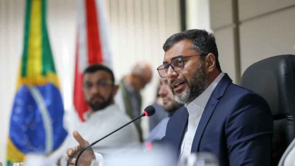 Wilson Lima empossa membros de Comitê Técnico-Científico para enfrentar fenômenos climáticos