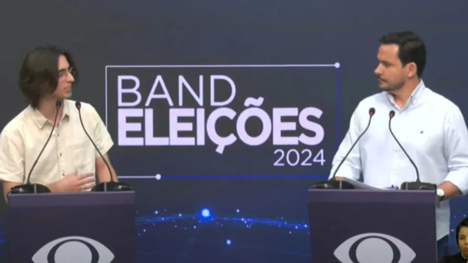 Amom cobra resposta clara de Alberto Neto sobre uso do Fundo Eleitoral