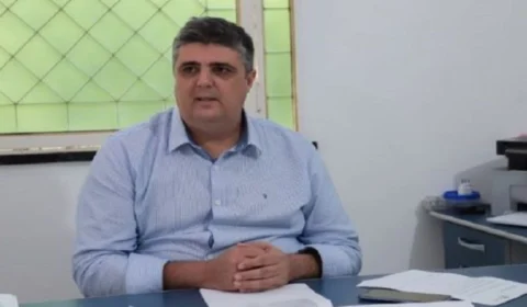 Prefeito de Bonfim (RR) fecha contrato milionário com empresa de aliado político