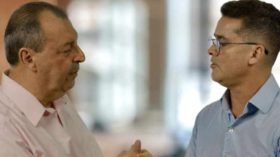 Omar revela intenção de voltar ao governo em 2026 e nega negociações com David