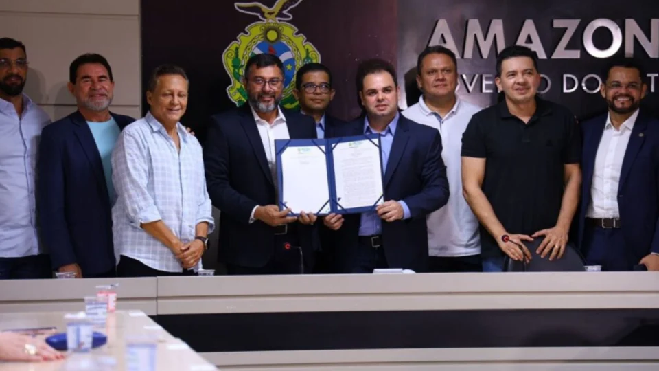 Wilson envia Projeto de Lei à Aleam para reajuste de 96 mil servidores