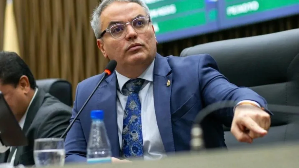 Vereador diz que família do prefeito cometeu vários crimes ao receber ‘mensalinho’ de empresas