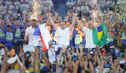 Convenção de Cidade e Menezes reúne mais de 30 mil pessoas em Manaus; veja imagens