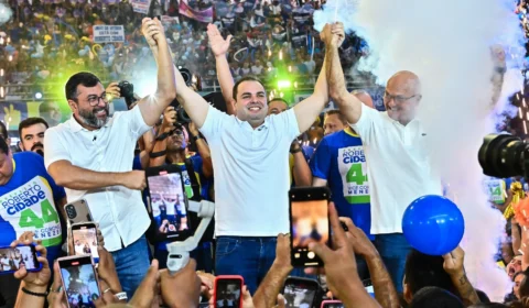 Roberto Cidade começa campanha com ‘adesivaço’ em cinco bairros de Manaus