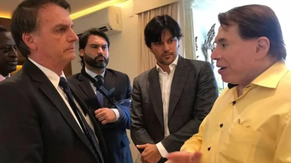 Ex-presidente Jair Bolsonaro lamenta morte de Silvio Santos