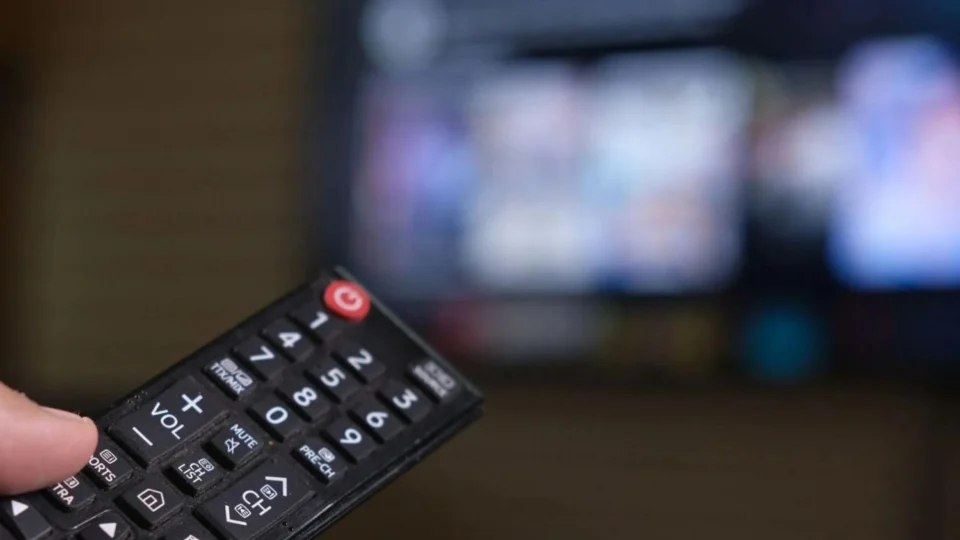 Com fim das convenções, ficam proibidas entrevistas em rádio e TV