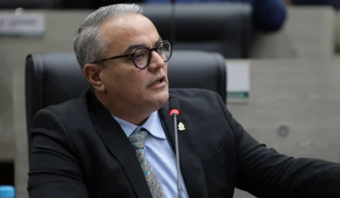 “Por que o prefeito está com medo das CPIs?”, questiona Lissandro sobre base de David Almeida