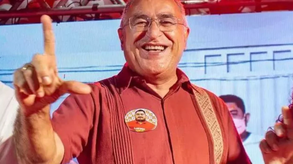 Explosão de gastos: prefeito de Belém tem 662 assessores