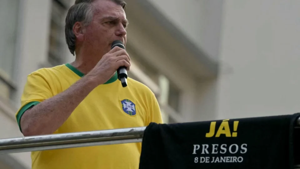 Vídeo: Bolsonaro: ‘Moraes é um ditador que faz mais mal ao Brasil do que Lula’