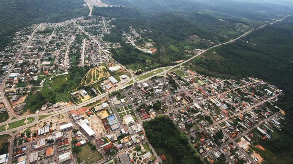 Proteção a candidatas e combate à poluição sonora serão reforçados em Presidente Figueiredo
