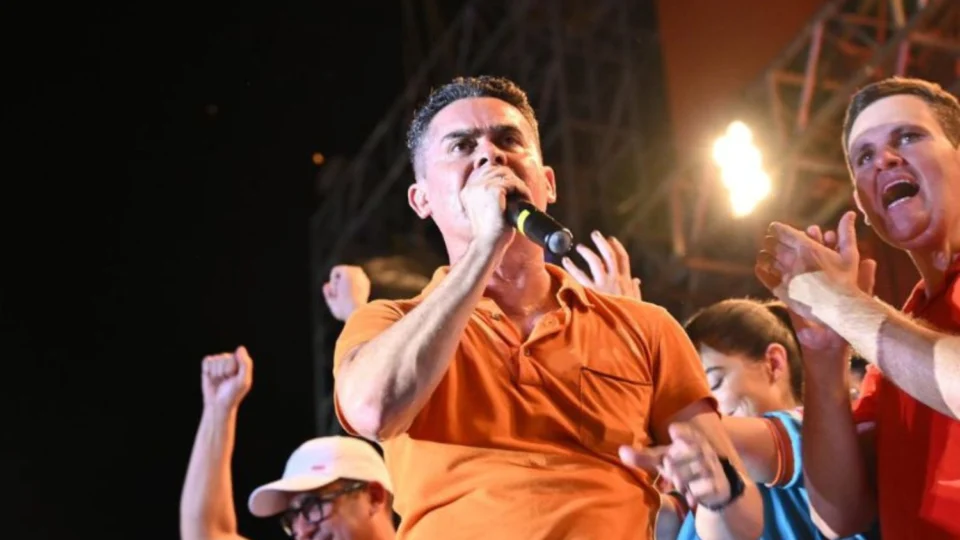 David Almeida é multado em R$ 25 mil por propaganda eleitoral antecipada