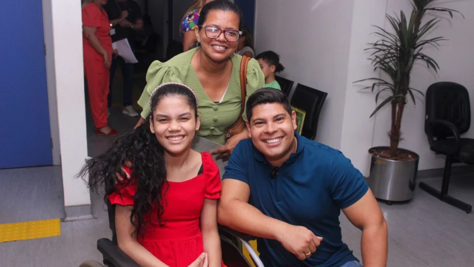 Mário César Filho garante até dois acompanhantes para PcDs em todas as unidades de saúde do AM