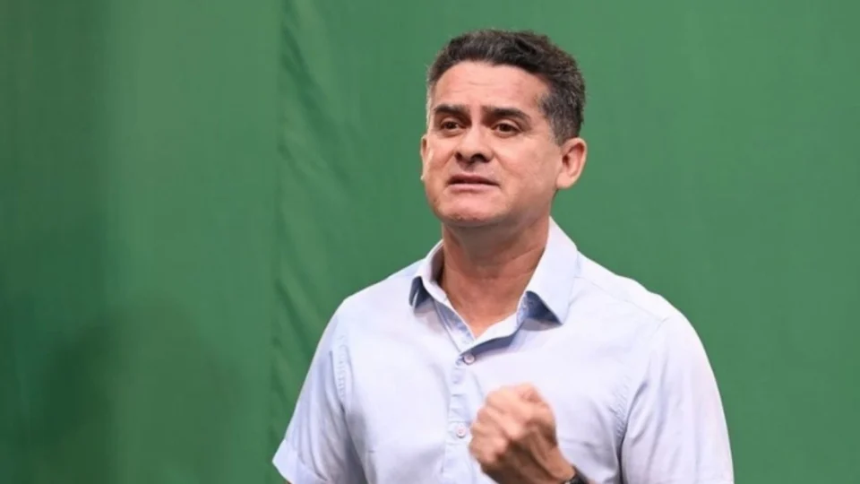 David Almeida lidera gastos com impulsionamento nas redes sociais na corrida pela reeleição 