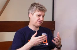 Vídeo: Marcel Van Hattem critica discursos divisivos de Lula e defende harmonia entre os poderes