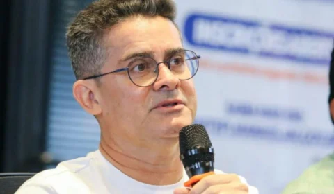 “Prefeito pintor”: David Almeida minimiza gastos milionários com tintas em Manaus