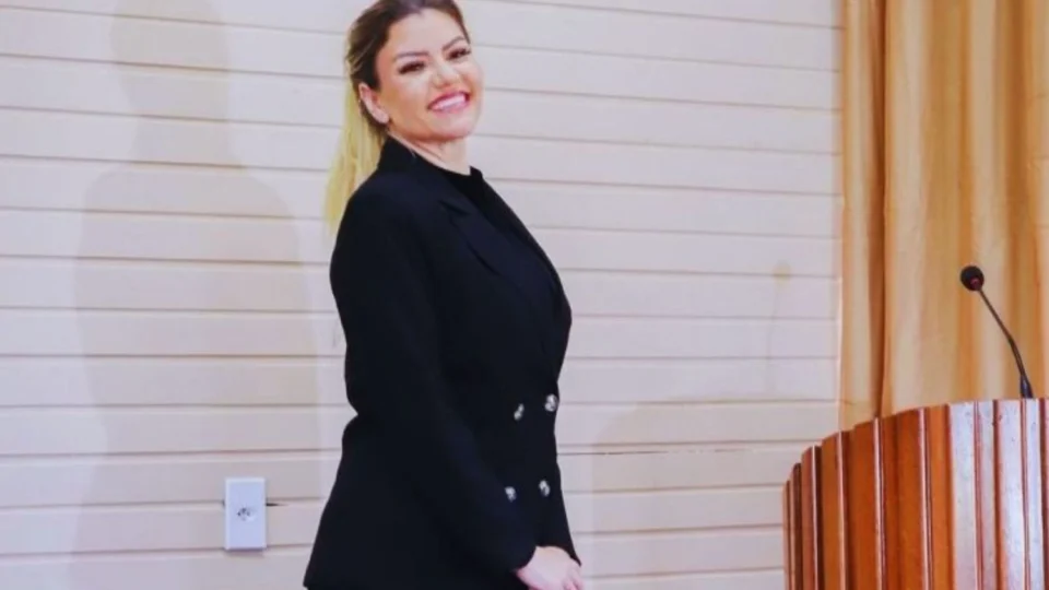 Justiça Eleitoral barra candidatura de Jéssica Conegundes à Prefeitura de Anamã