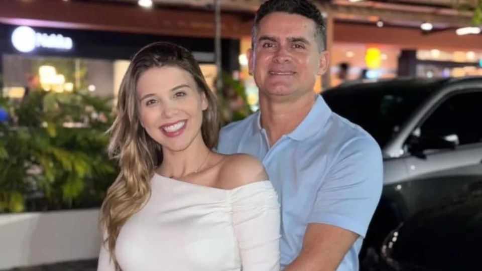 David Almeida usa dinheiro do Fundeb para pagar noiva