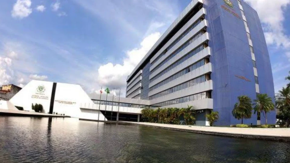 Deputados são condenados a devolver pensão irregular concedida a ex-vereador de Boca do Acre