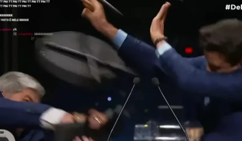 Datena agride Pablo Marçal com cadeira e é expulso de debate
