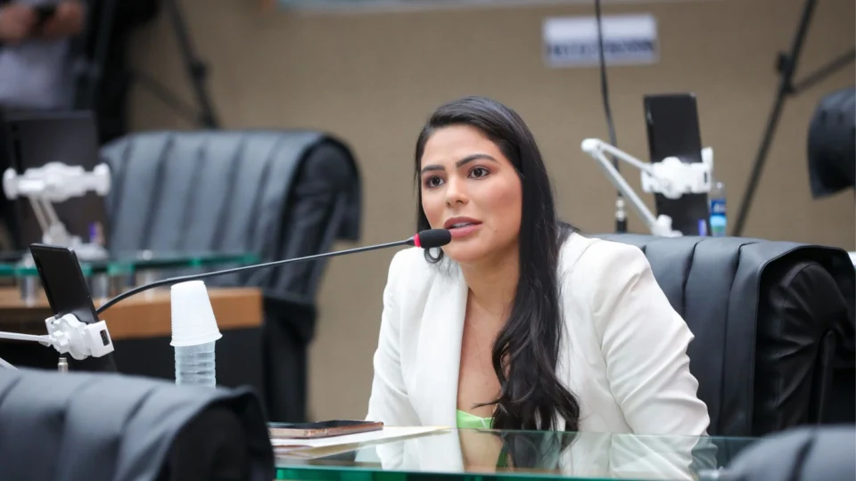 TSE confirma reprovação das contas de Mayra Dias por omissão de gastos