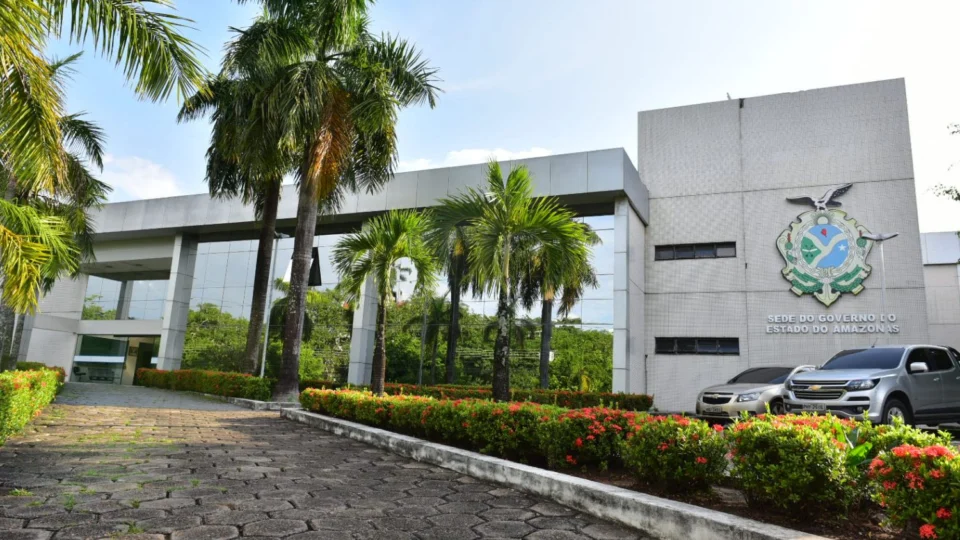 Governo decreta ponto facultativo nesta sexta-feira no Amazonas