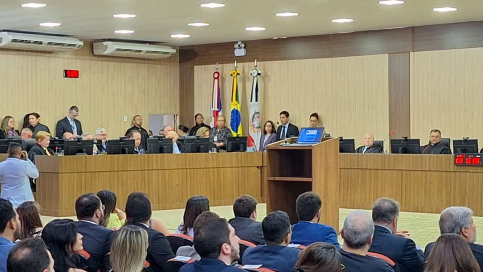 Carla Reis é eleita presidente do TRE-AM e Jomar Fernandes do TJAM para o biênio 2025-2027