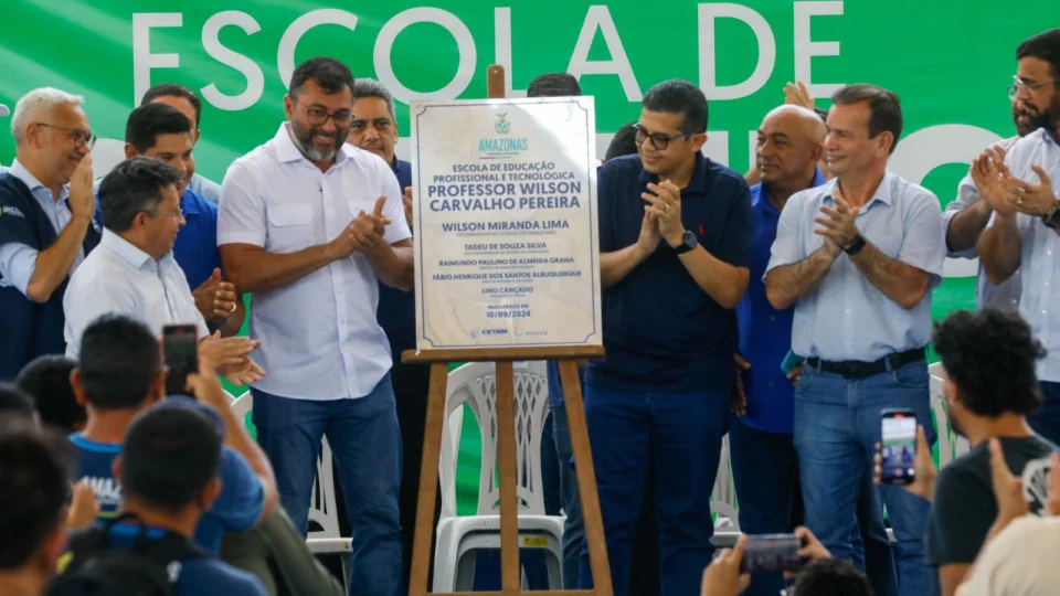 Wilson Lima inaugura primeira escola do Cetam de tempo integral em Silves
