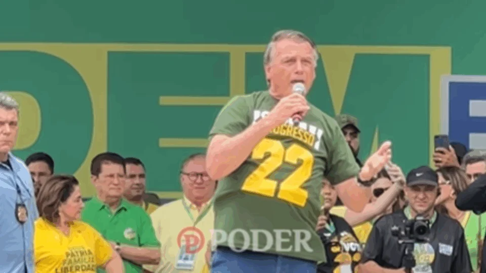 “O PT não reconheceu a fraude nas eleições da Venezuela”, afirma Bolsonaro