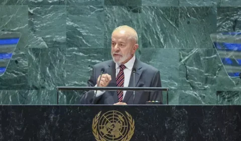 Lula fala demais e tem microfone cortado em cúpula da ONU