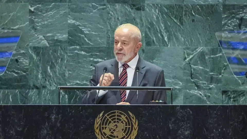 Lula fala demais e tem microfone cortado em cúpula da ONU