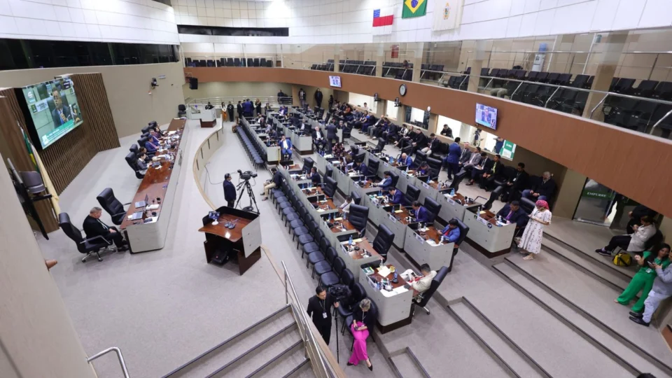 Eleições 2024: Câmara de Manaus registra baixa renovação