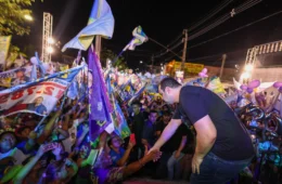 Roberto Cidade comemora aniversário com mais de 15 mil apoiadores na ‘micareta44’