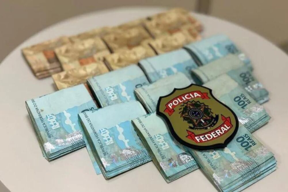 Parlamentar e assessora são detidos com R$ 20 mil ao tentar embarcar para Benjamin Constant