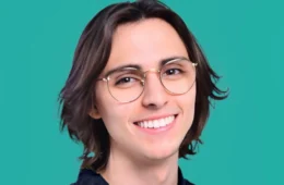 Amom Mandel promete “entrar de cabeça” na campanha de Alberto Neto no segundo turno