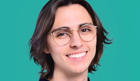 Amom Mandel promete “entrar de cabeça” na campanha de Alberto Neto no segundo turno