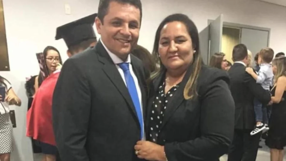 Casal de prefeitos faz história nas eleições do Amazonas