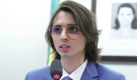 Deputado Amom Mandel diz ter sido alvo de ataques na Câmara por sua condição de autista