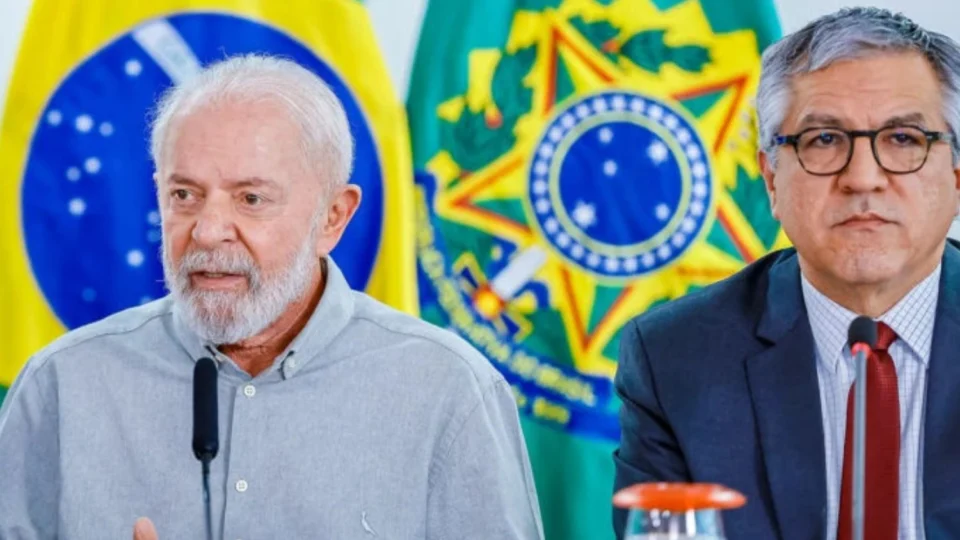 Governo se contradiz sobre home office de Lula após acidente
