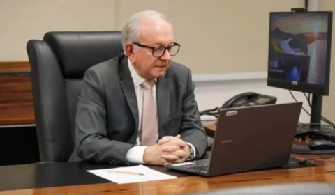 TRE vai usar câmeras de segurança para flagrar poluição de santinhos no domingo em Manaus