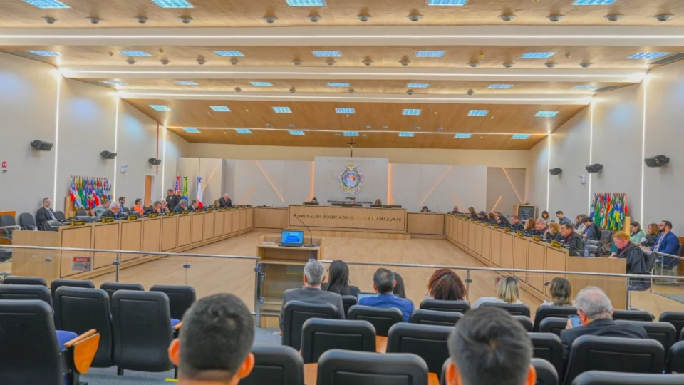 Após revitalização, plenário do TJAM é reinaugurado no Edifício-Sede da Corte