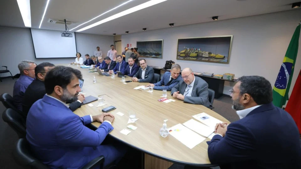 Wilson Lima apresenta projetos sustentáveis do Amazonas em reunião com delegações da Alemanha